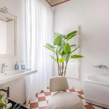 The Frescoed Tale, 3 Bedrooms *