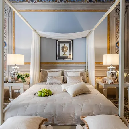 The Frescoed Tale, 3 Bedrooms Lucca