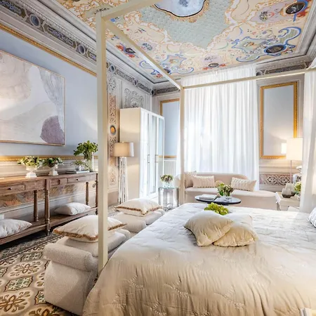 The Frescoed Tale, 3 Bedrooms